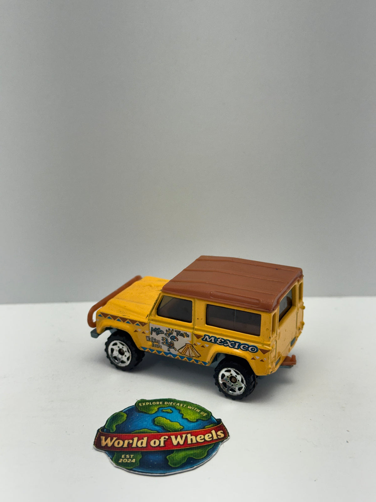 Land Rover 90'