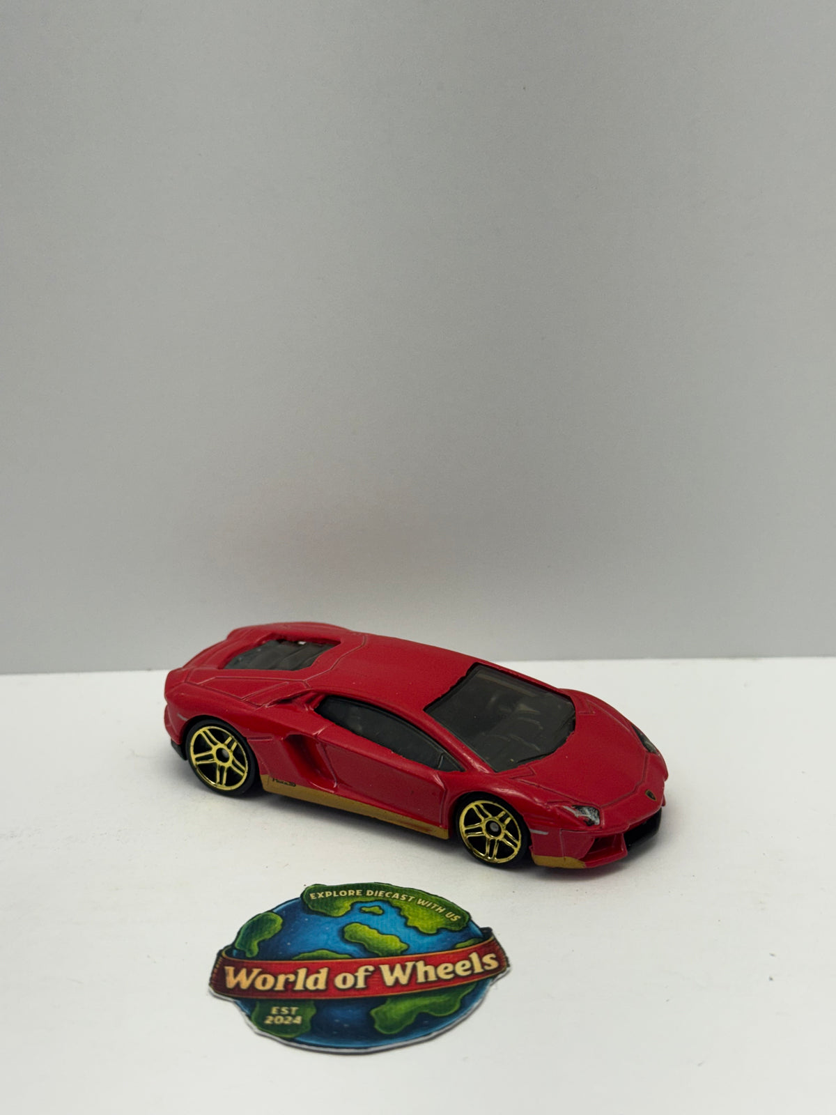 Lamborghini Aventador LP 700-4