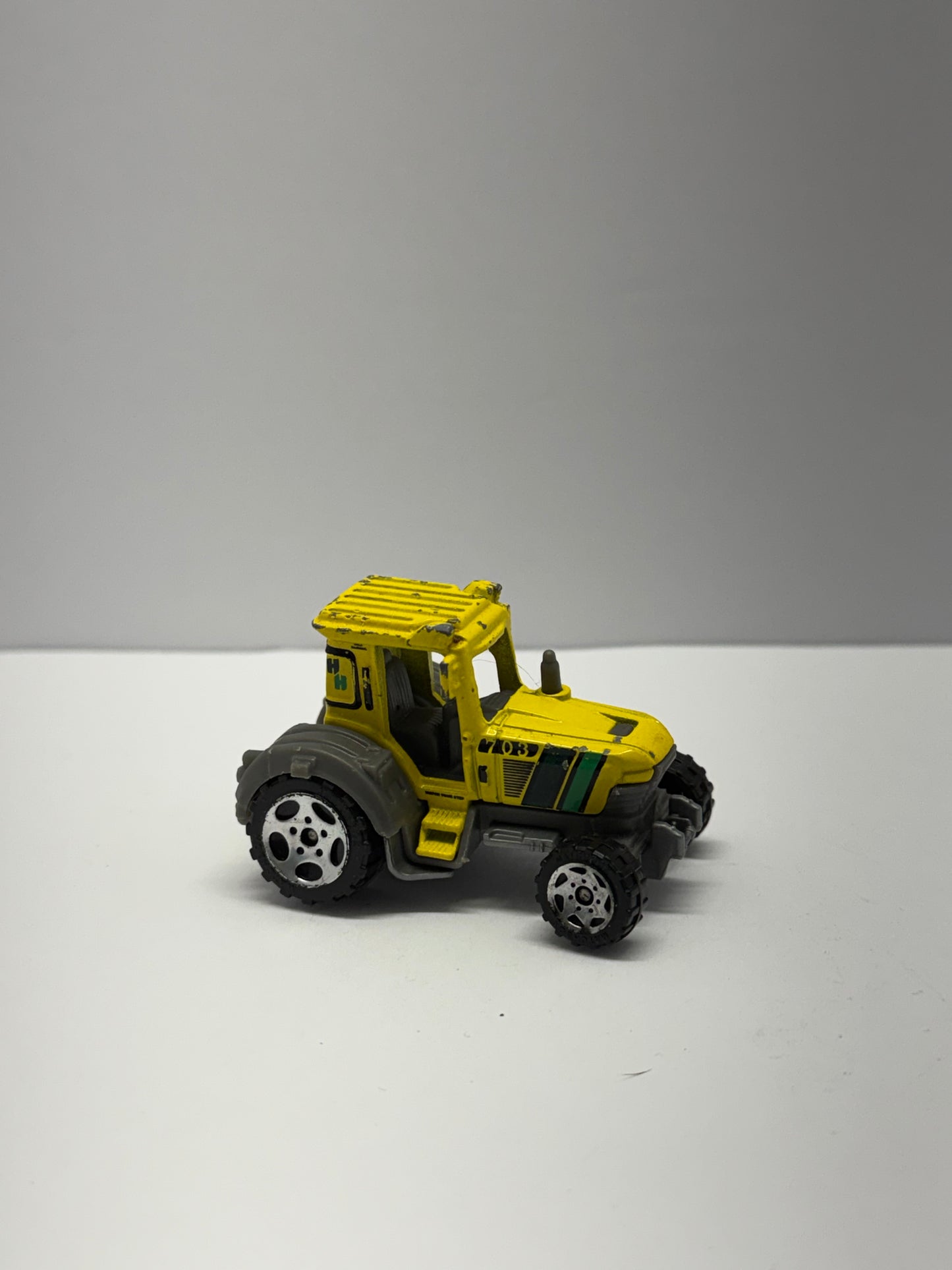 Farm Tractor MB703