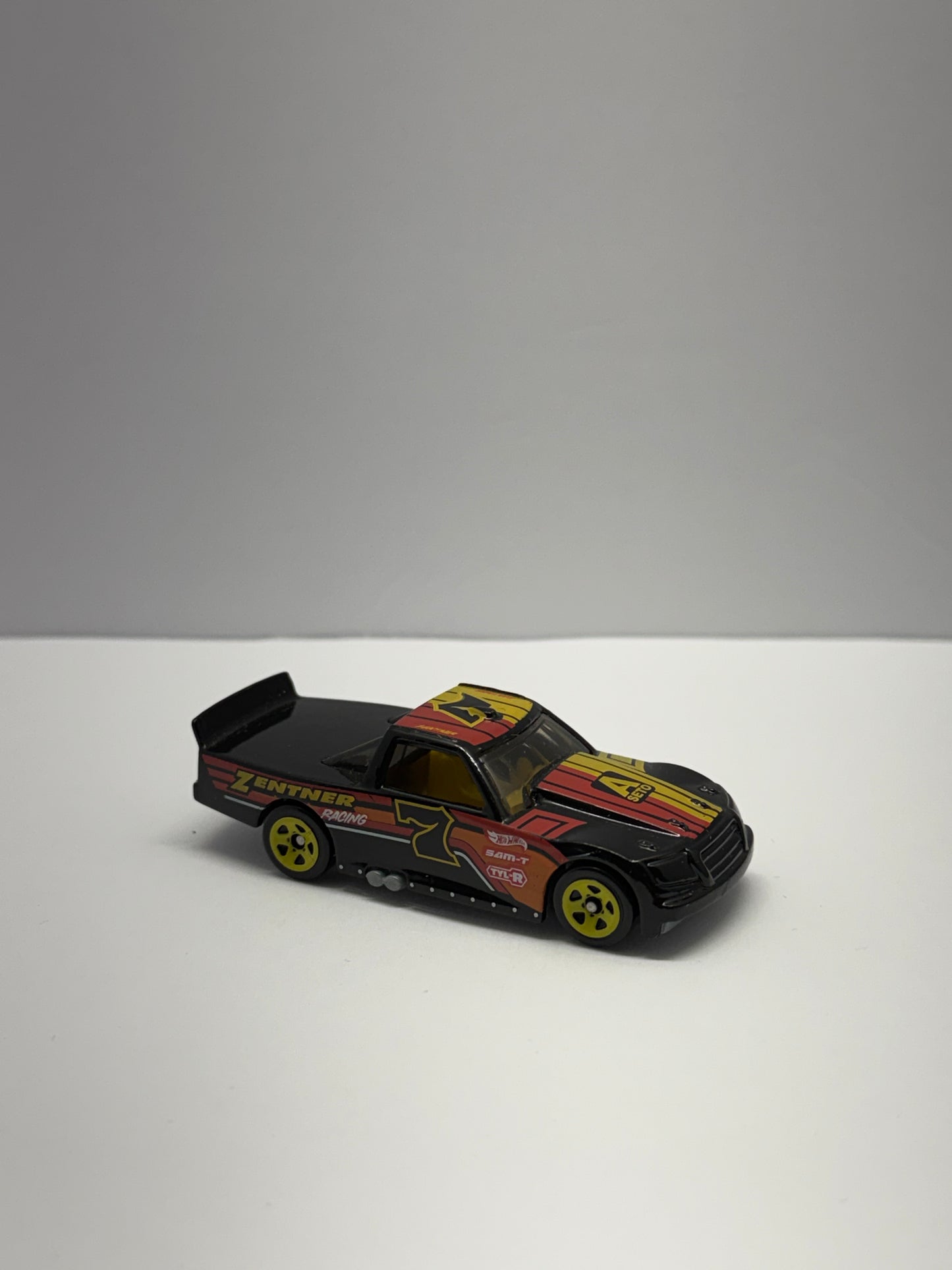 Circle Tracker (Mystery Car)
