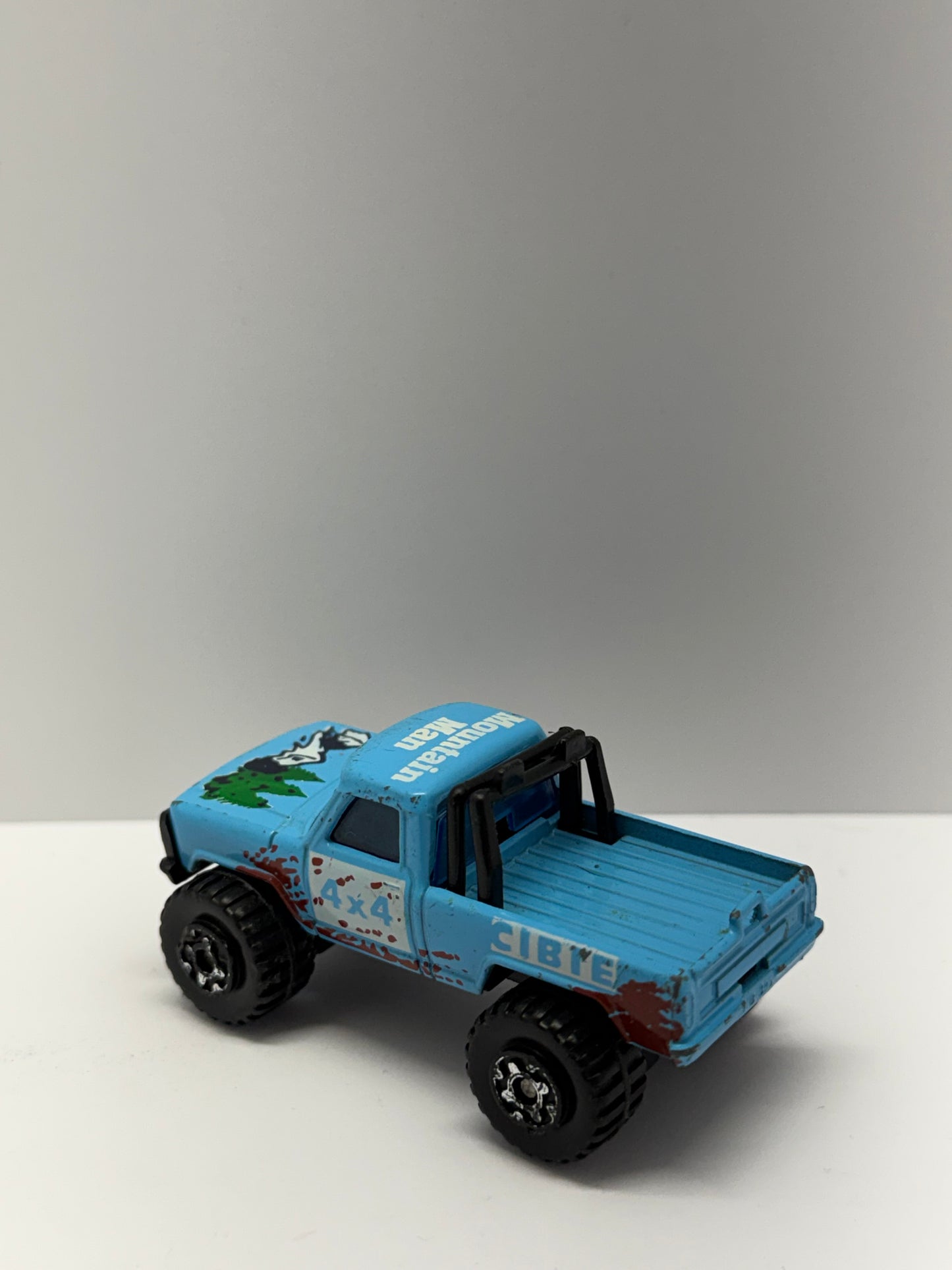 4x4 Mini Pickup
