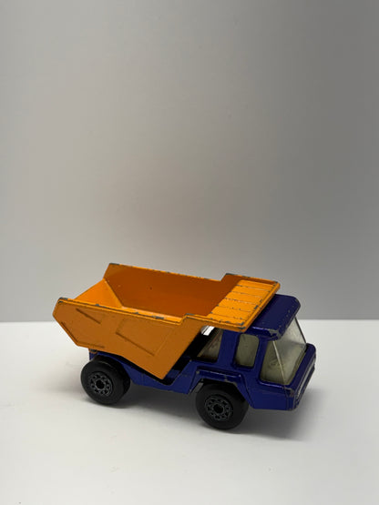 75’ Atlas Dump Truck