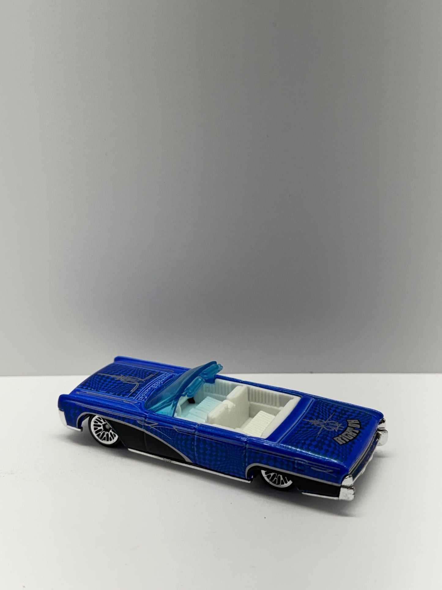 64’ Lincoln Continental