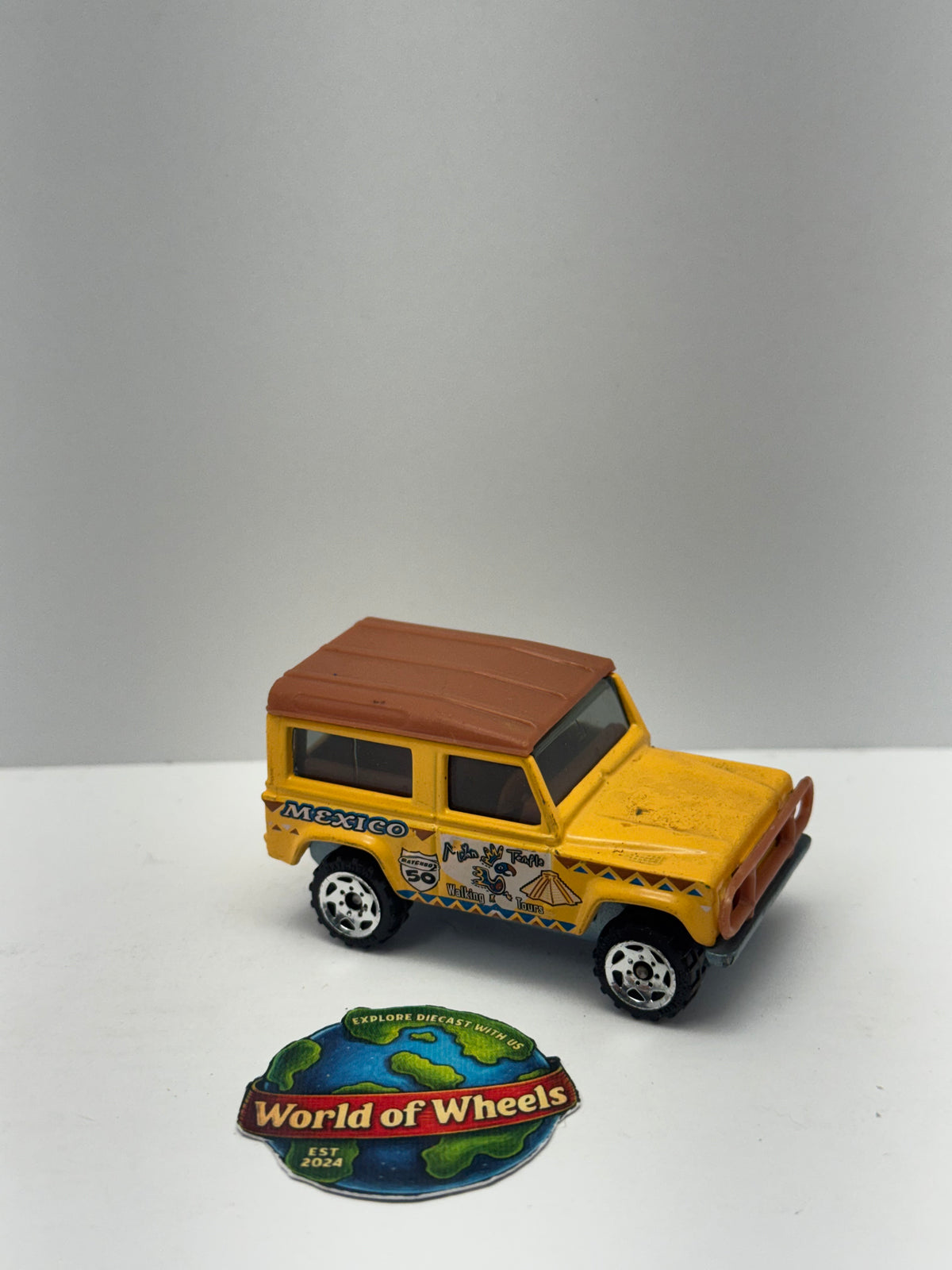 Land Rover 90'