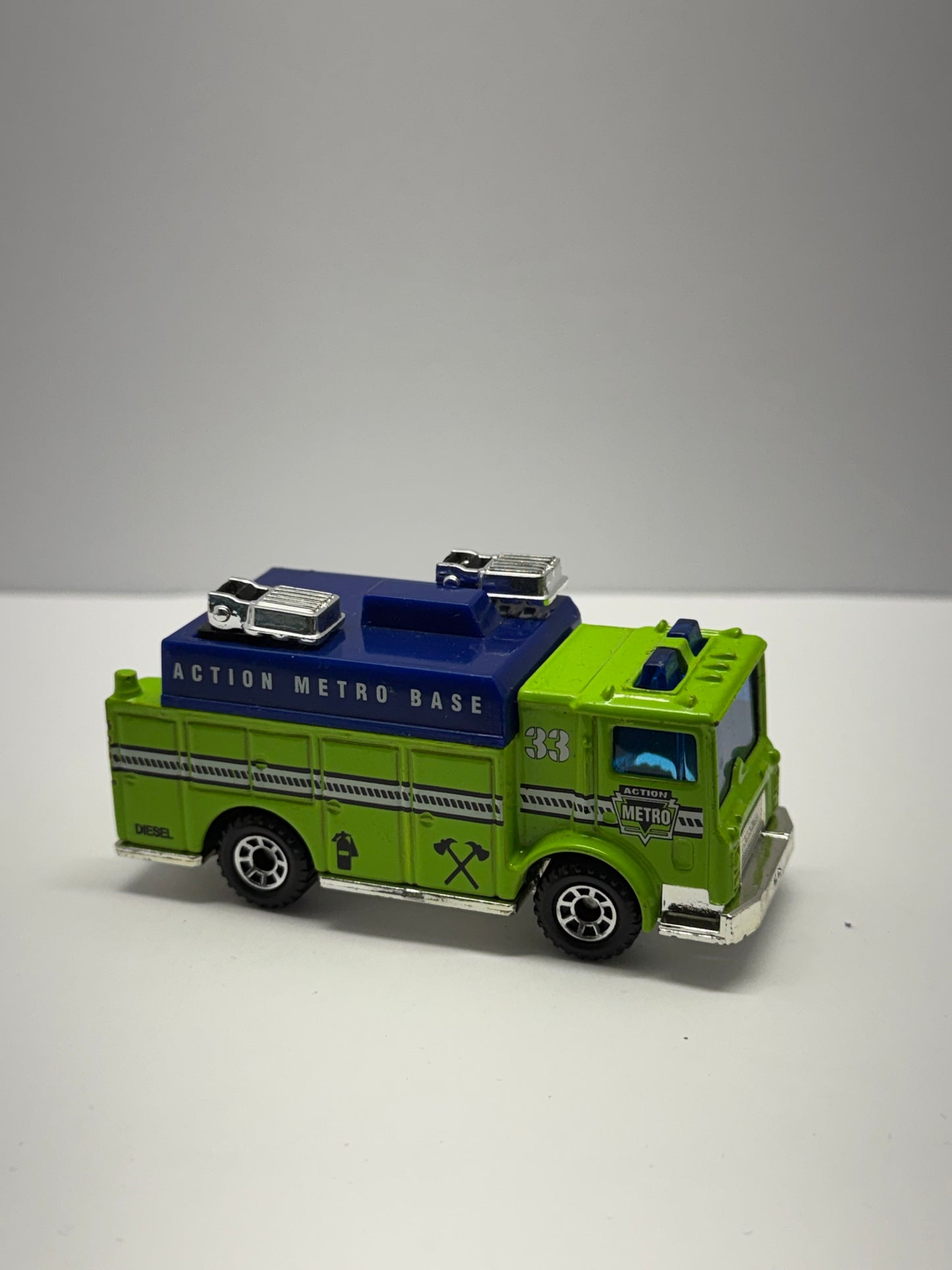 Mack Auxiliary Power Truck