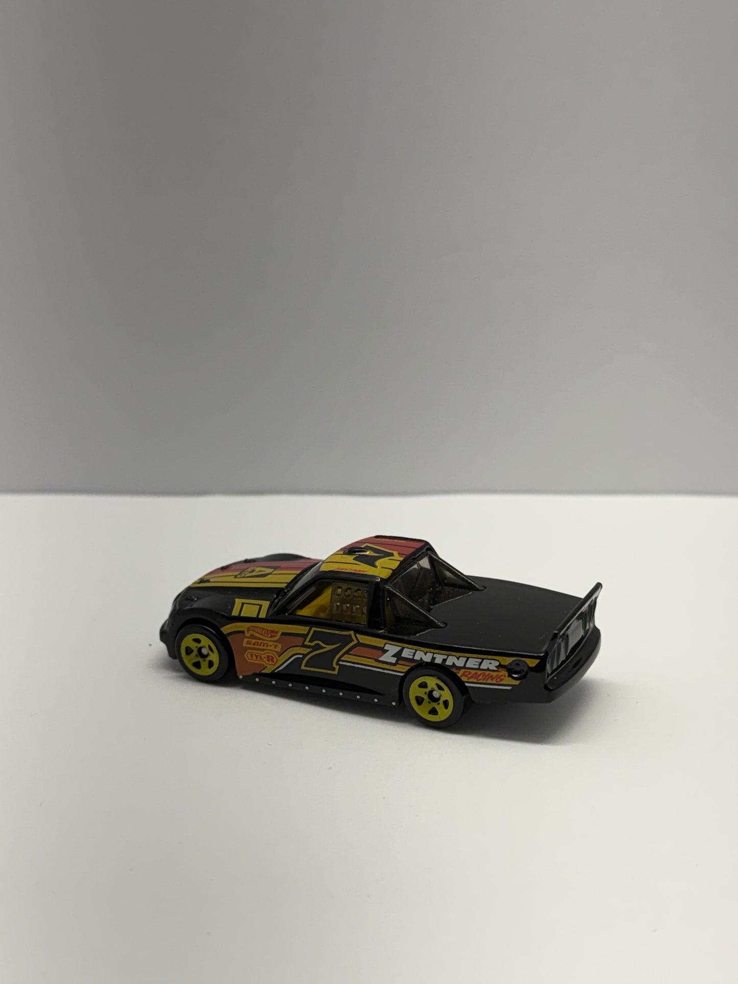 Circle Tracker (Mystery Car)