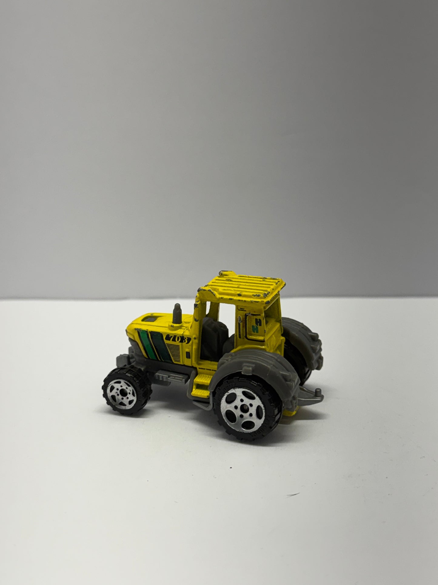 Farm Tractor MB703