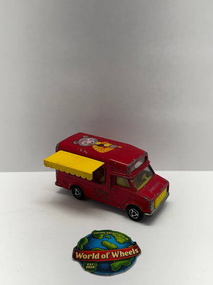 Fourgon Ice Cream Truck
