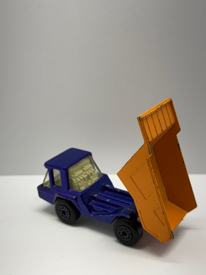 75’ Atlas Dump Truck